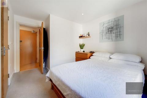 2 bedroom apartment for sale, Warham Street, Oval