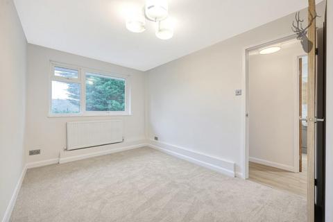 39 Madells, Epping, CM16 4NW