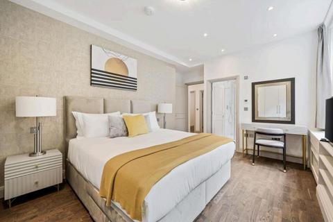 4 bedroom flat to rent, Bryanston Court, George Street, London W1H