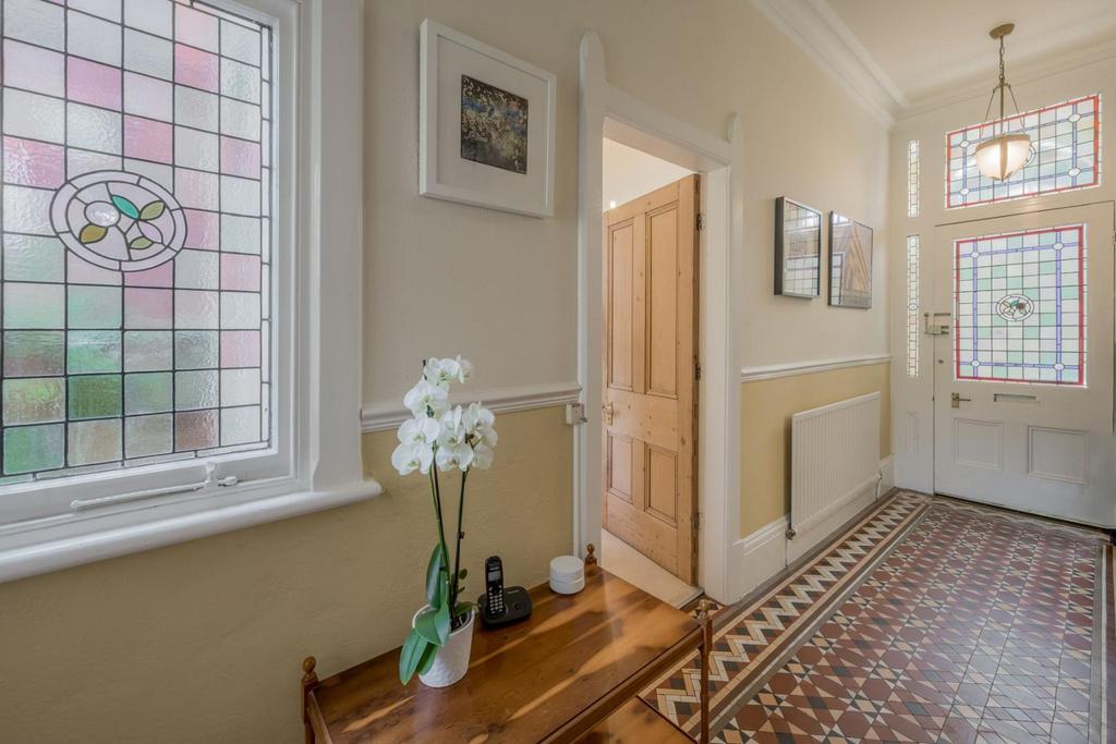Entrance Hallway 2