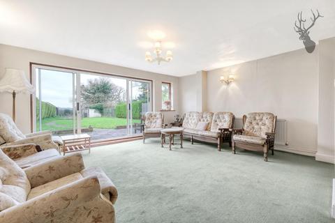 2, Century Cottages Horseshoe Hill, Waltham Abbey, EN9 3SW