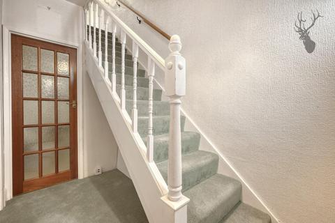 2, Century Cottages Horseshoe Hill, Waltham Abbey, EN9 3SW