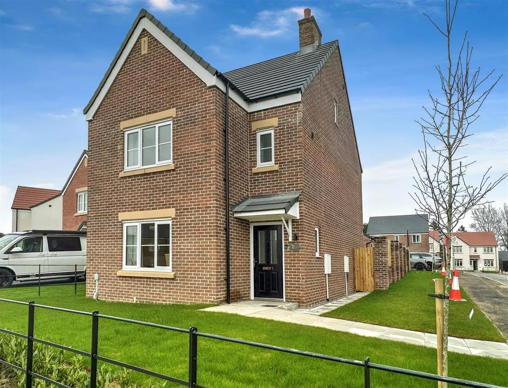 Comfrey Drive, Fairmoor Meadows, Morpeth 4 bed detached house for sale
