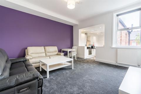 5 bedroom maisonette to rent, £143pppw - Glenthorn Road, Jesmond, NE2