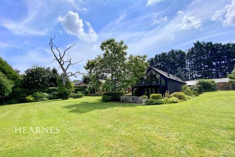 4 bedroom barn conversion for sale, Throop Road, Throop, Bournemouth, BH8