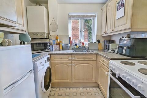 2 bedroom ground floor flat for sale, Bedford Road, Sandy, SG19