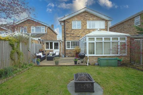 4 bedroom detached house for sale, The Vale, Stock CM4