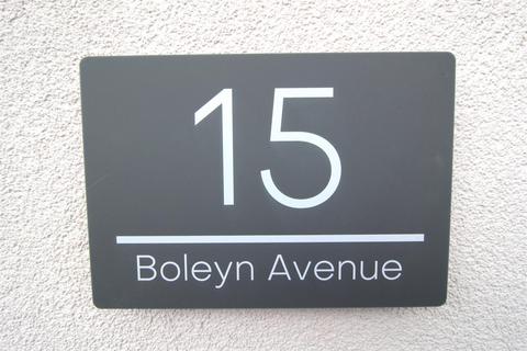 5 bedroom house for sale, Boleyn Avenue, East Ewell
