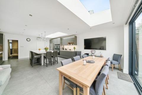49 Richmond Park Road, Kingston Upon Thames, KT2 6AQ