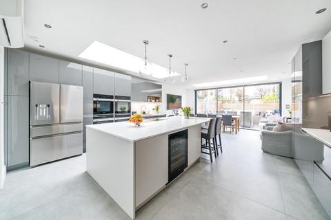 49 Richmond Park Road, Kingston Upon Thames, KT2 6AQ