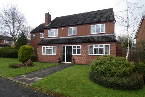 5 bedroom detached house for sale, Elwyn Close, Stretton, Burton-On-Trent