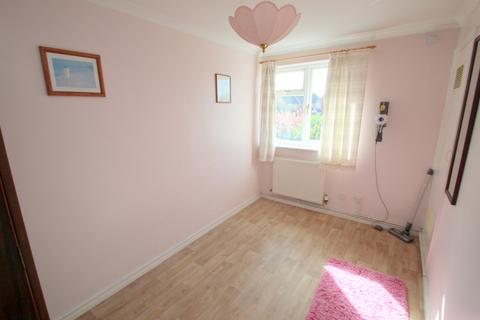 2 bedroom maisonette for sale, Woodthorpe Road, Ashford, TW15