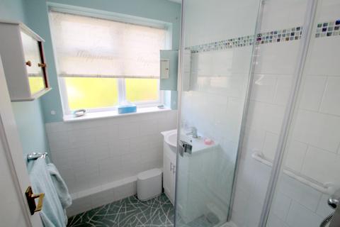 81c Woodthorpe Road, Ashford, TW15 3JT