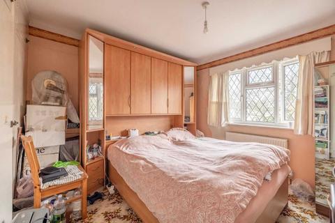 4 bedroom detached house for sale, Northwood Road, Uxbridge UB9