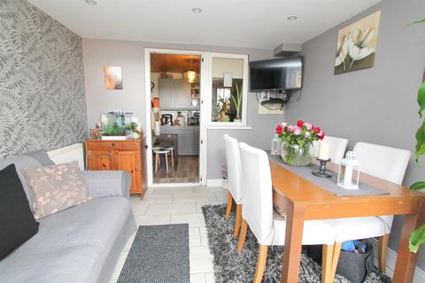 256 Winchcombe Road, Carshalton, SM5 1SA