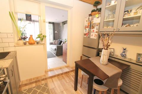 256 Winchcombe Road, Carshalton, SM5 1SA