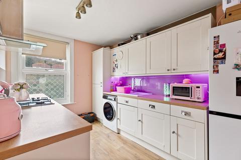 2 bedroom maisonette for sale, Coombe Valley Road, Dover, CT17