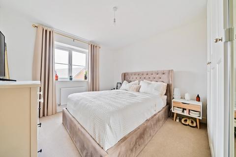 2 bedroom flat for sale, Pictor Drive, Westwood, Margate, CT9