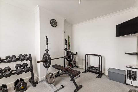 14 Chevalier Road, Dover, CT17 9PG