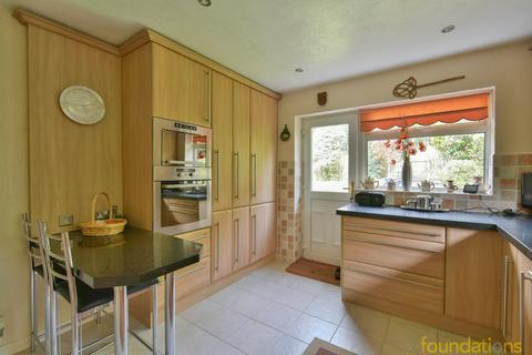 8 Fryatts Way, Bexhill-on-sea, TN39 4LW