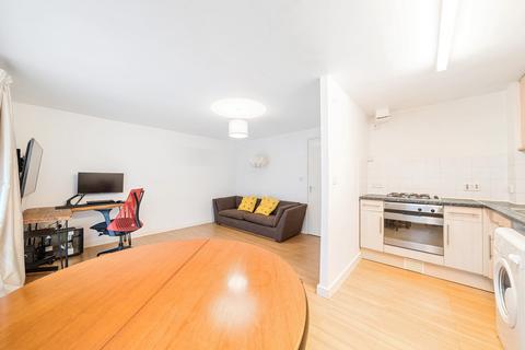 1 bedroom flat for sale, Athol Court, 13 Pine Grove, London, N4