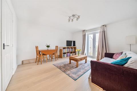 13 Button Drive, Newquay, TR7 3FB