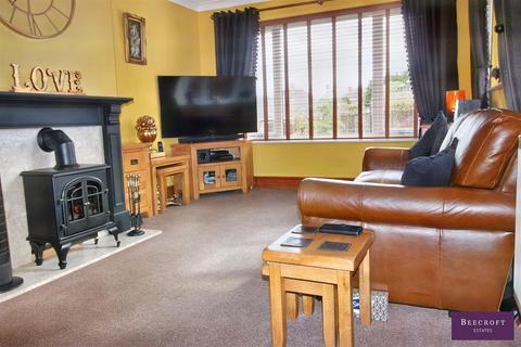 3 bedroom detached bungalow for sale, Ashfield Close, BARNSLEY