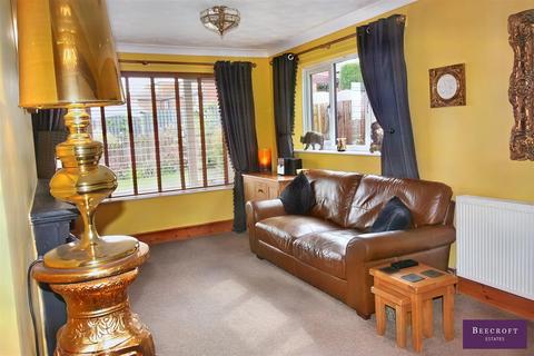 3 Ashfield Close, Barnsley, S75 2PU