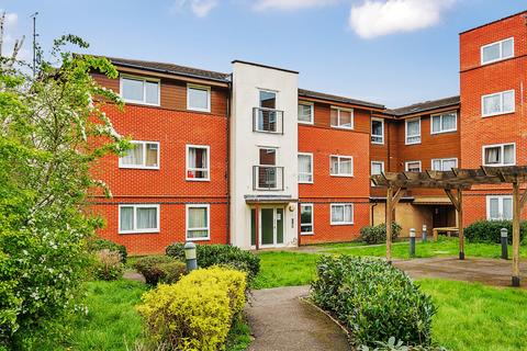 1 bedroom flat for sale, Watney Close, Purley, London, CR8