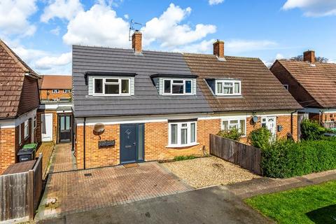 3 bedroom chalet for sale, CLARE CRESCENT, LEATHERHEAD KT22