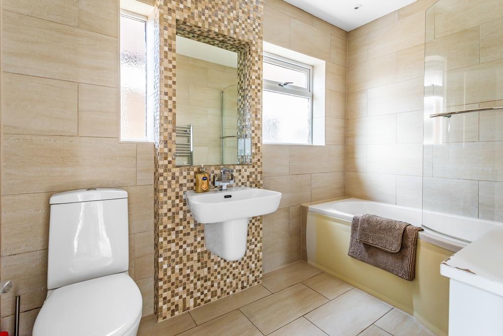 5-Clare-Crescent-23.jpg
