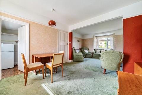 3 Crabtree Road, Haddenham, Aylesbury, HP17 8AT