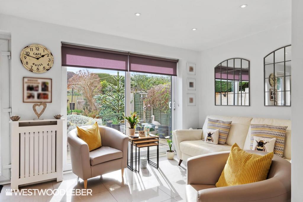 Westmeade Close 11.jpg