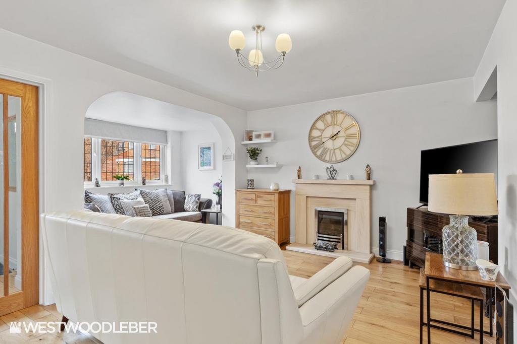 Westmeade Close 1.jpg