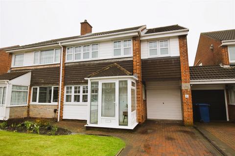 4 bedroom semi-detached house for sale, Fennel Grove, South Shields