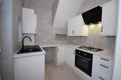 2 bedroom flat for sale, Mowbray Road, South Shields