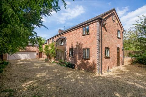 5 bedroom detached house for sale, Stratford Road, Loxley, Warwick