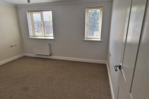 2 bedroom end of terrace house to rent, Rathkenny Close, Holbeach, Spalding