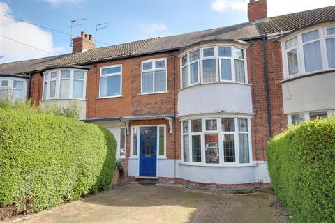 3 bedroom terraced house for sale, Westfield Road, Hull