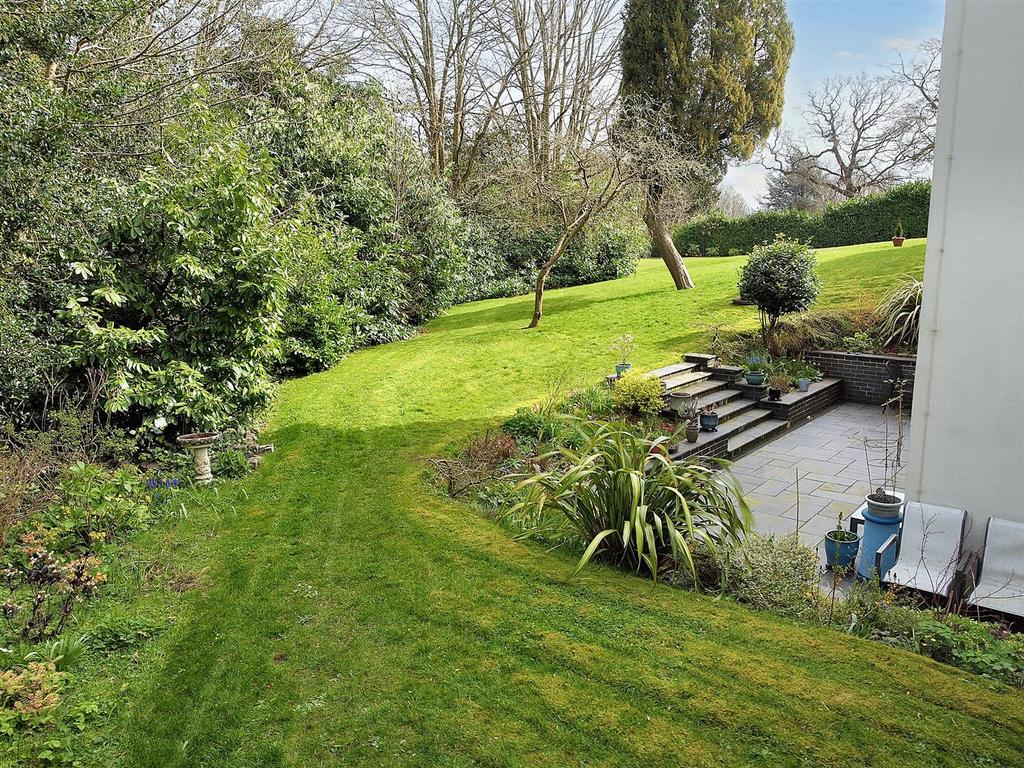 Garden 2.jpeg