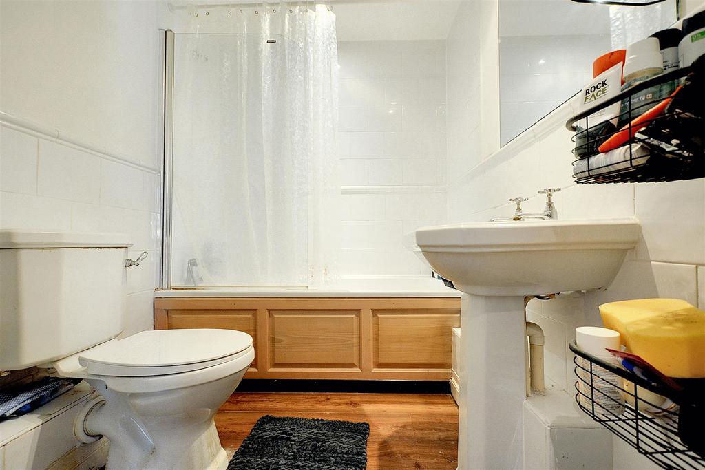 En Suite.jpeg