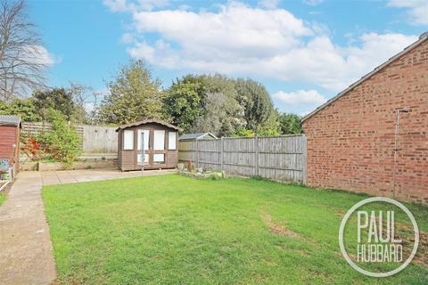 2 bedroom detached bungalow for sale, Dunston Drive, Oulton Broad, NR32