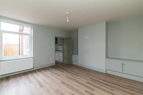 2 bedroom flat for sale, Red House Road, Hebburn