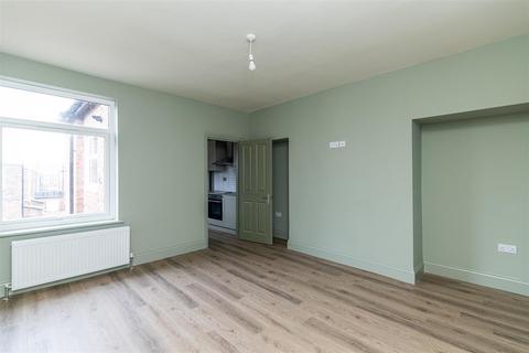 3 bedroom flat for sale, Red House Road, Hebburn