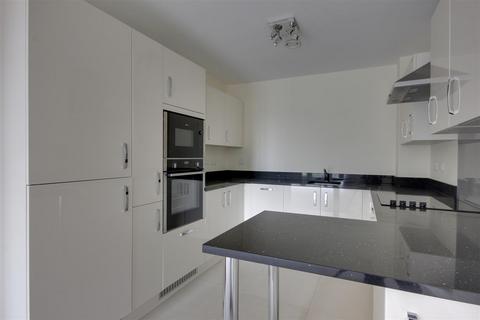 2 bedroom apartment for sale, Stapleton Court, Waller Grove, Swanland