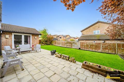 Richardson Close, Broughton Astley, Leicester *CORNER PLOT*