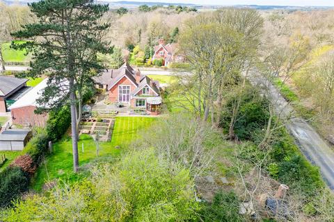 4 bedroom detached house for sale, Burntstump Hill, Arnold NG5