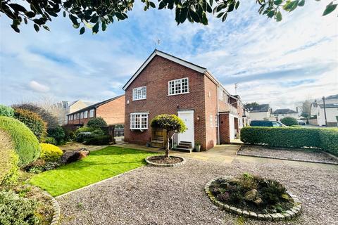 1 Albert Square, Bowdon, Altrincham, WA14 2ND