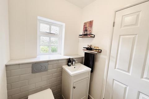 1 Albert Square, Bowdon, Altrincham, WA14 2ND