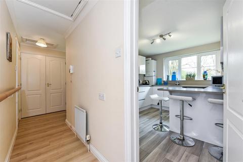 2 bedroom maisonette for sale, Carters Meadow, Charlton, Andover